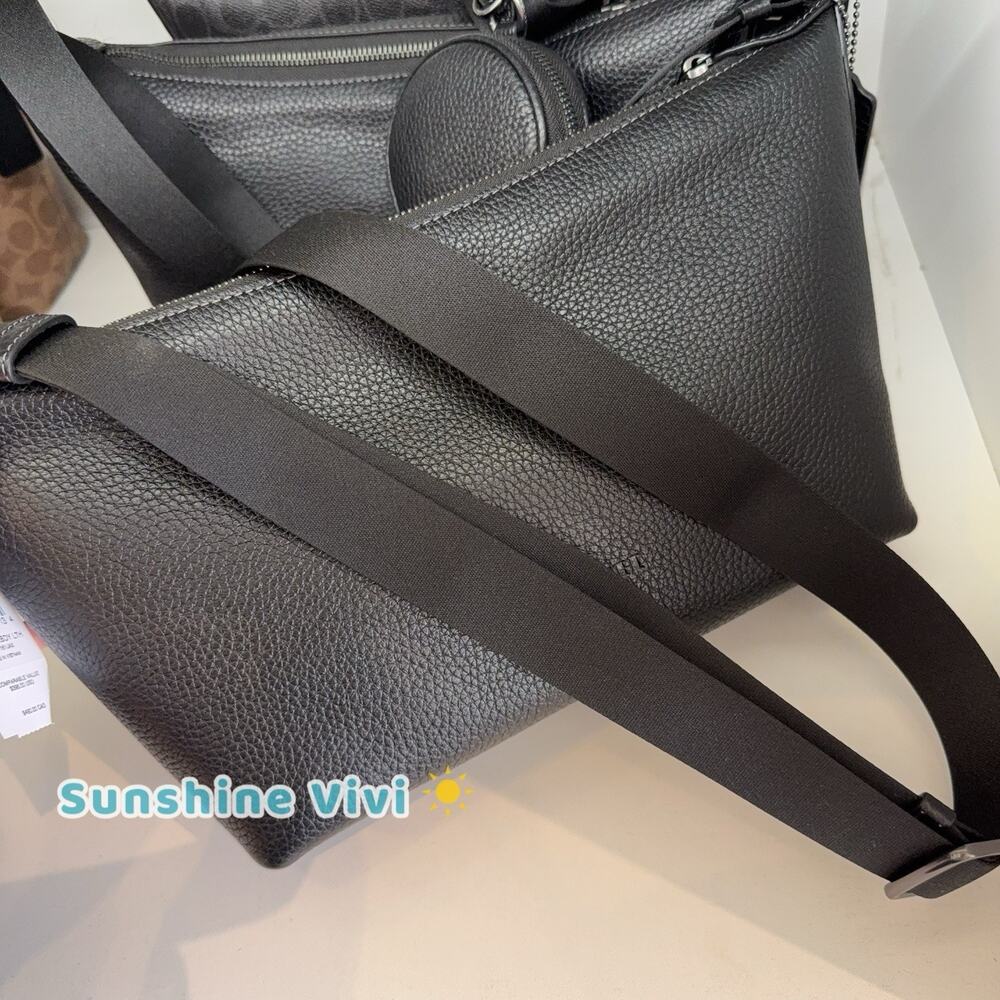 NWT Coach men's Small Finn Crossbody Bag Pouch CCG20 Black Soft pebble leather - Picture 4 of 7